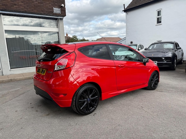 Used Ford Fiesta 2015 for sale - 76200563: Photo 8