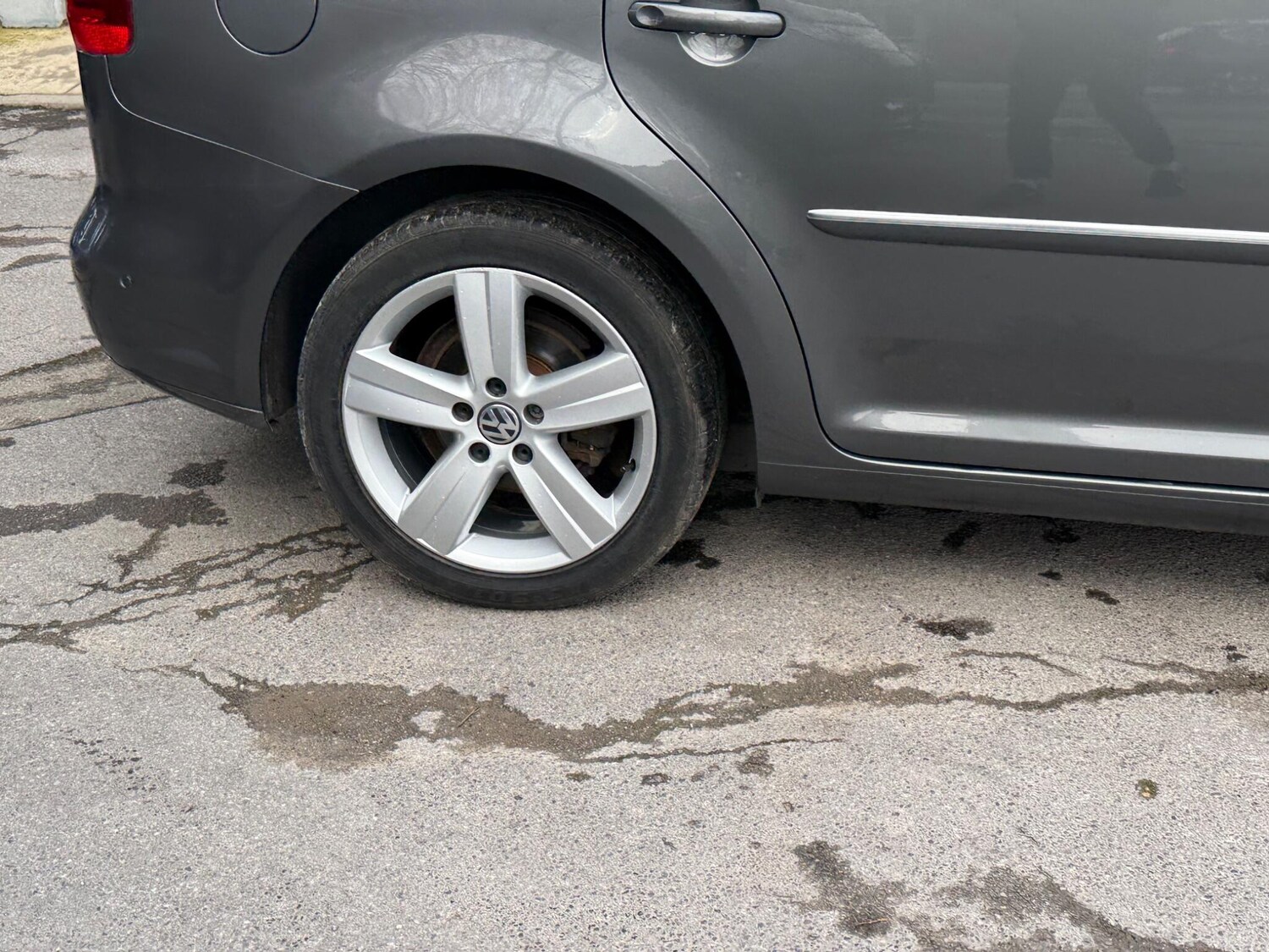 Used Volkswagen Touran for sale - 77497312: Photo 21