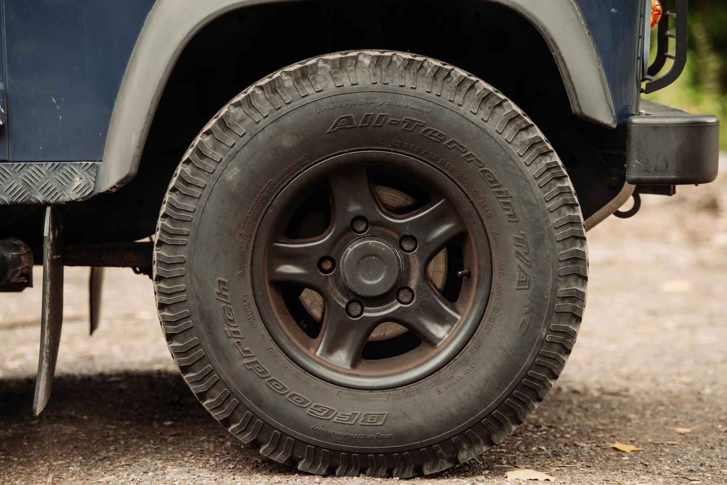 Used Land Rover Defender 2012 for sale - 76620059: Photo 3