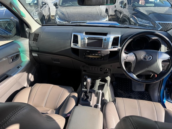 Used Toyota Hilux 2013 for sale - 76326135: Photo 15