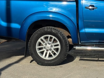 Used Toyota Hilux 2013 for sale - 76326135: Photo 4