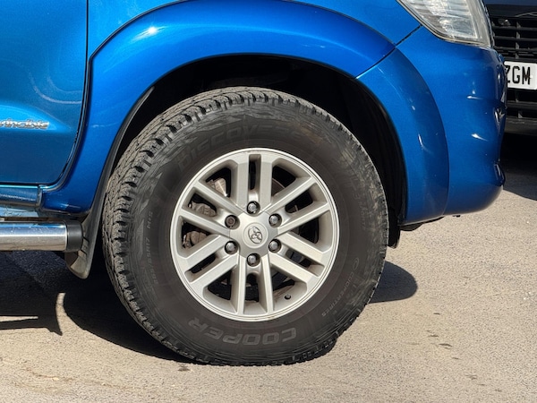 Used Toyota Hilux 2013 for sale - 76326135: Photo 5