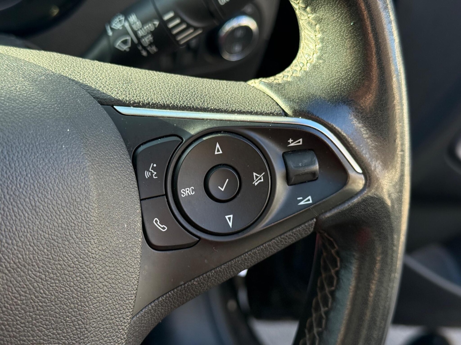 Used Vauxhall Crossland 2021 for sale - 76899060: Photo 14