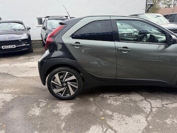 Used Toyota Aygo X 2023 for sale - 76994600: Photo