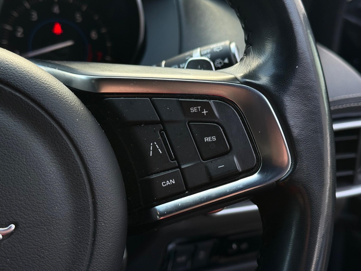 Used Jaguar F-Pace 2018 for sale - 77290541: Photo 22