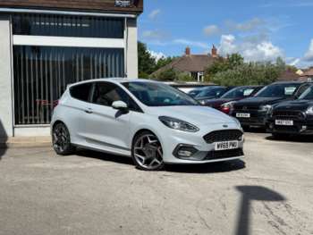 2019 (69) - 1.5 EcoBoost ST-2 3dr