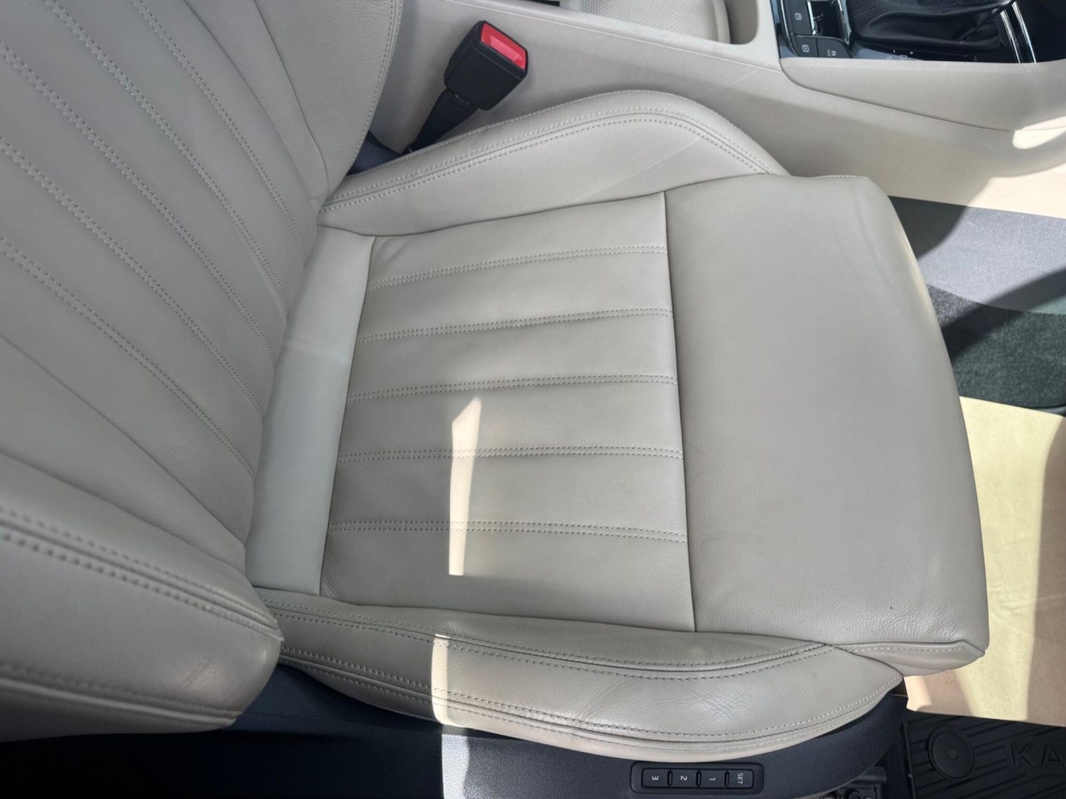 Used Skoda Karoq 2018 for sale - 78072536: Photo 29