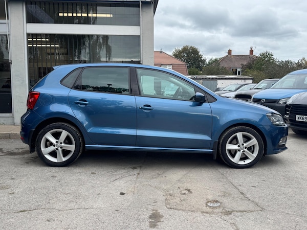Used Volkswagen Polo 2016 for sale - 76306329: Photo 5