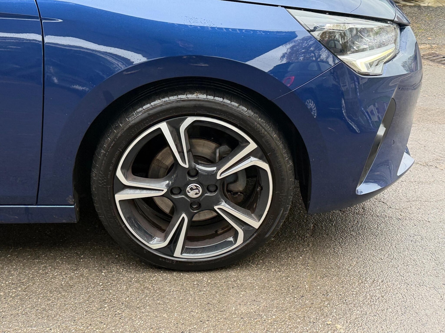 Used Vauxhall Corsa for sale - 76473079: Photo 2