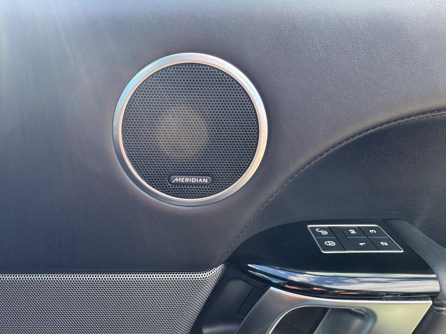 Used Land Rover Range Rover Sport 2017 for sale - 78115437: Photo 15