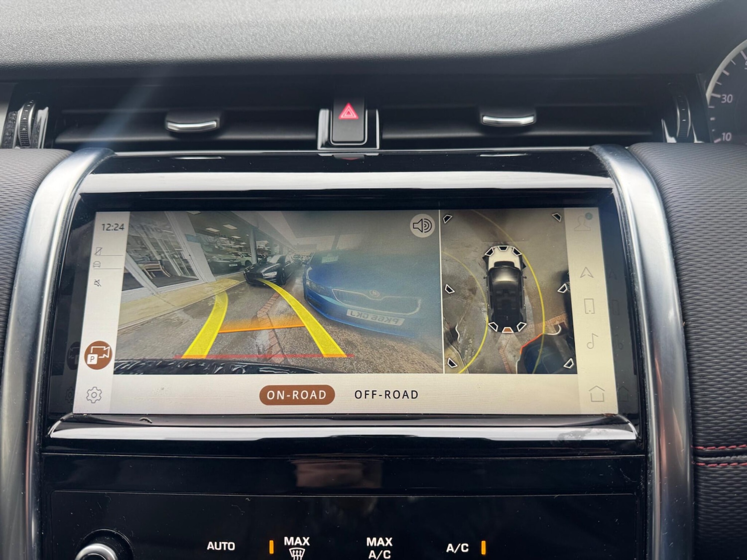 Used Land Rover Discovery Sport for sale - 77314700: Photo 14