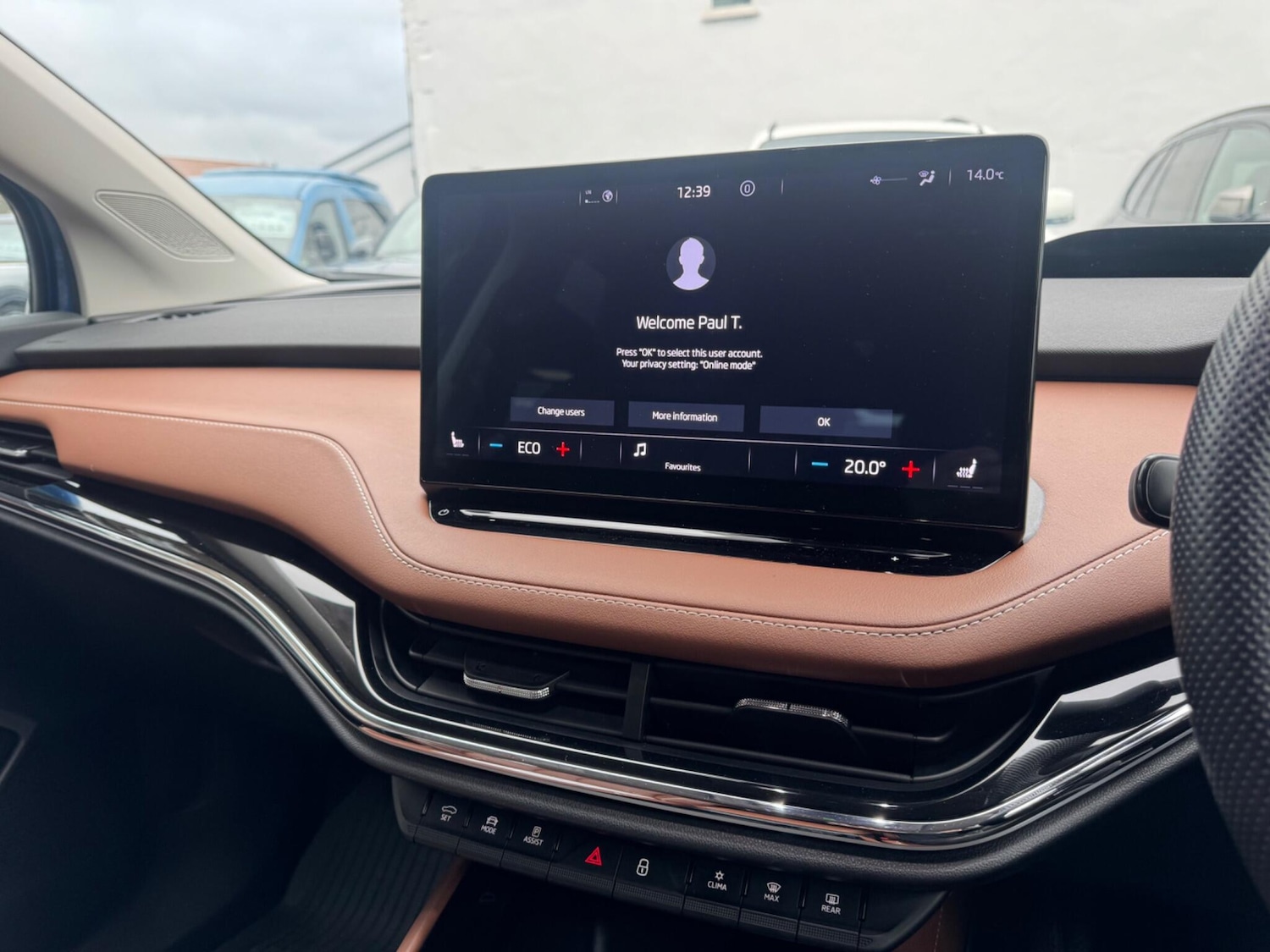 Used Skoda Enyaq for sale - 76727303: Photo 24