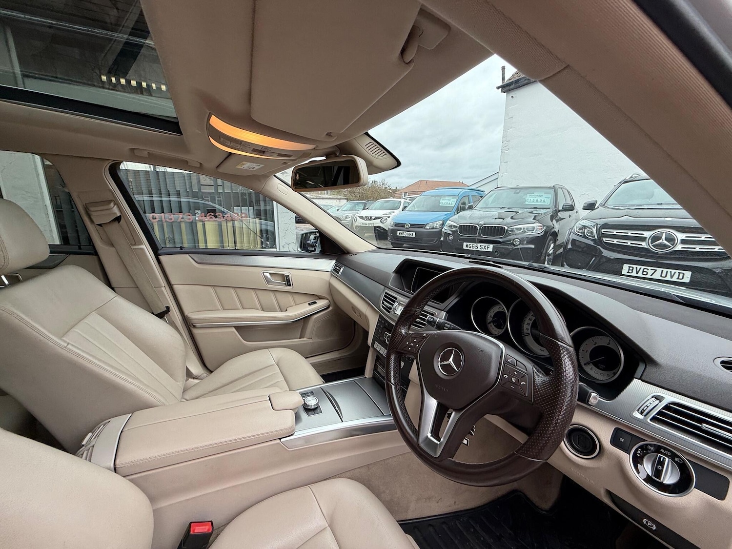 Used Mercedes-Benz E Class 2014 for sale - 77155441: Photo 11