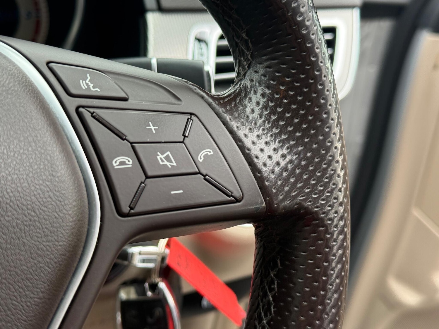 Used Mercedes-Benz E Class 2014 for sale - 77155441: Photo 15