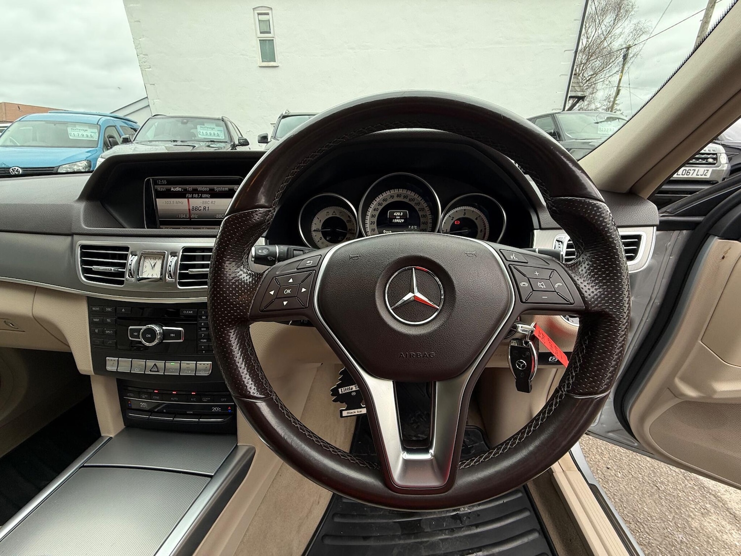 Used Mercedes-Benz E Class 2014 for sale - 77155441: Photo 30