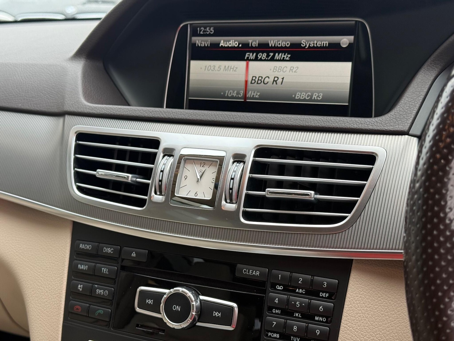 Used Mercedes-Benz E Class 2014 for sale - 77155441: Photo 33