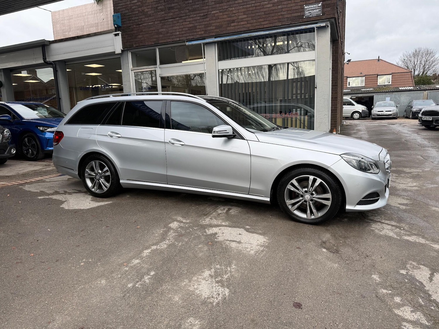 Used Mercedes-Benz E Class 2014 for sale - 77155441: Photo 9