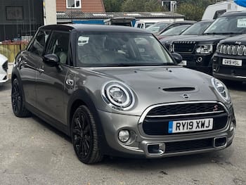 Used MINI Hatch 2019 for sale - 79577184: Photo