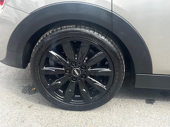 Used MINI Hatch 2019 for sale - 79577184: Photo