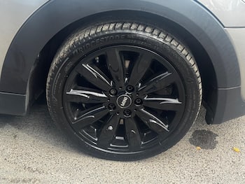 Used MINI Hatch 2019 for sale - 79577184: Photo
