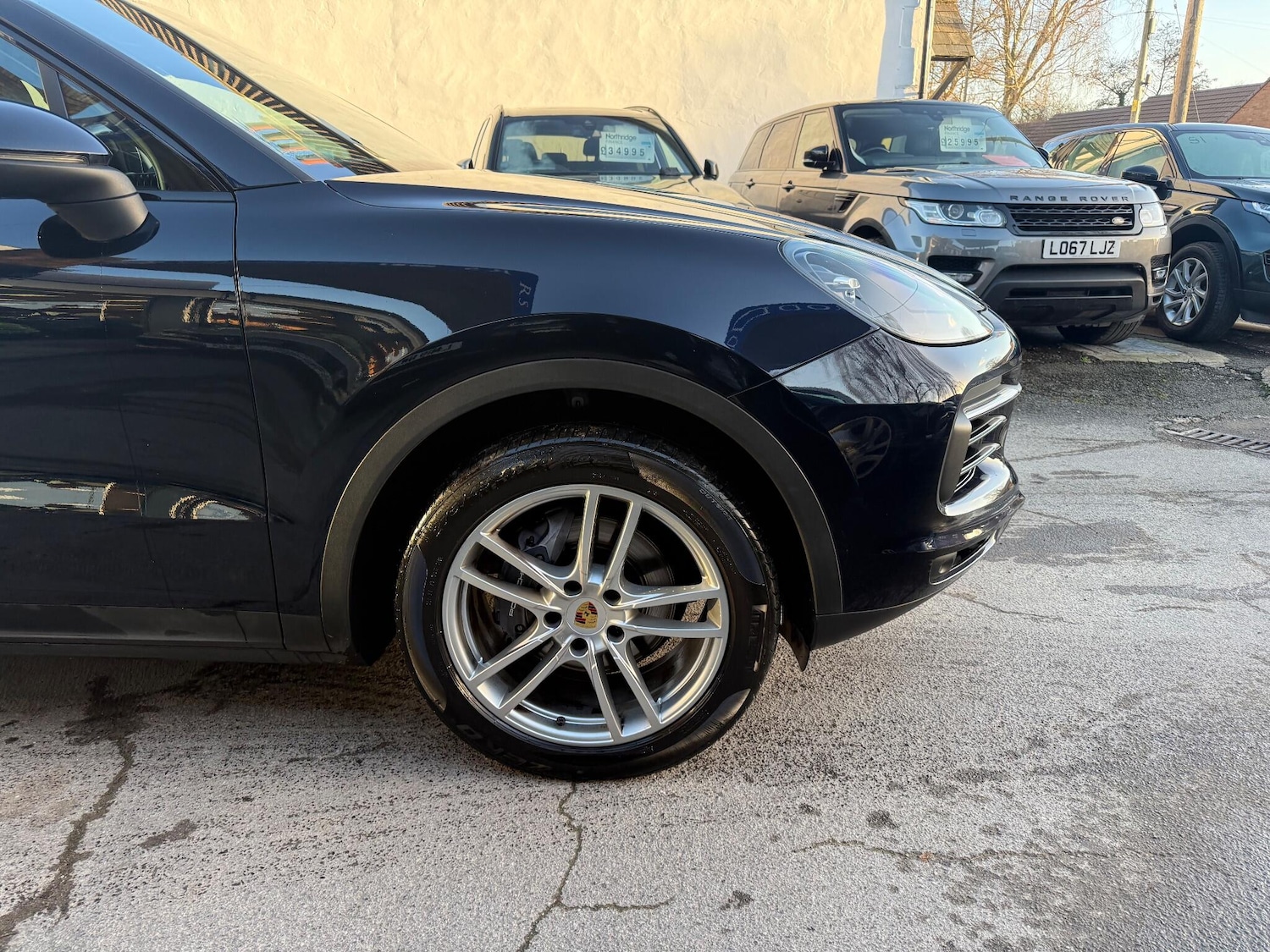 Used Porsche Cayenne 2019 for sale - 77015306: Photo 2