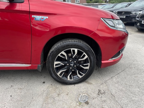 Used Mitsubishi Outlander 2017 for sale - 76200054: Photo 5