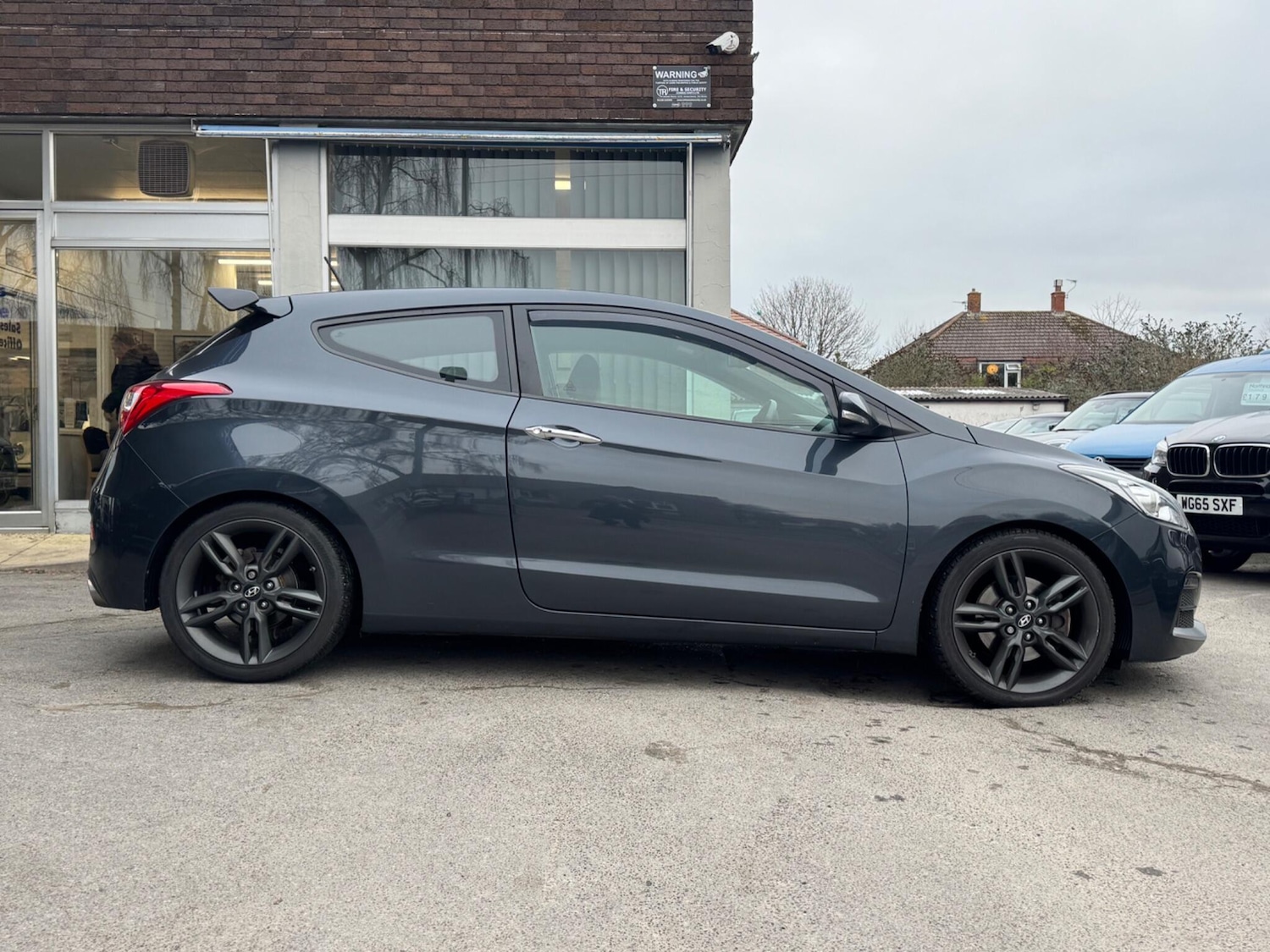 Used Hyundai i30 2015 for sale - 77067237: Photo 2