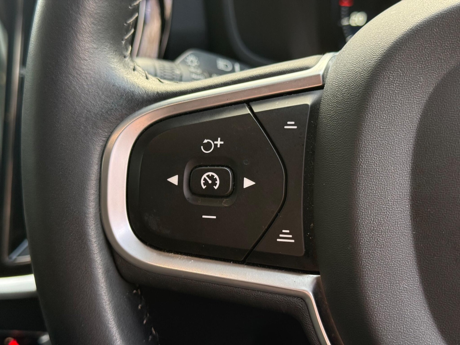 Used Volvo V60 for sale - 77659118: Photo 16