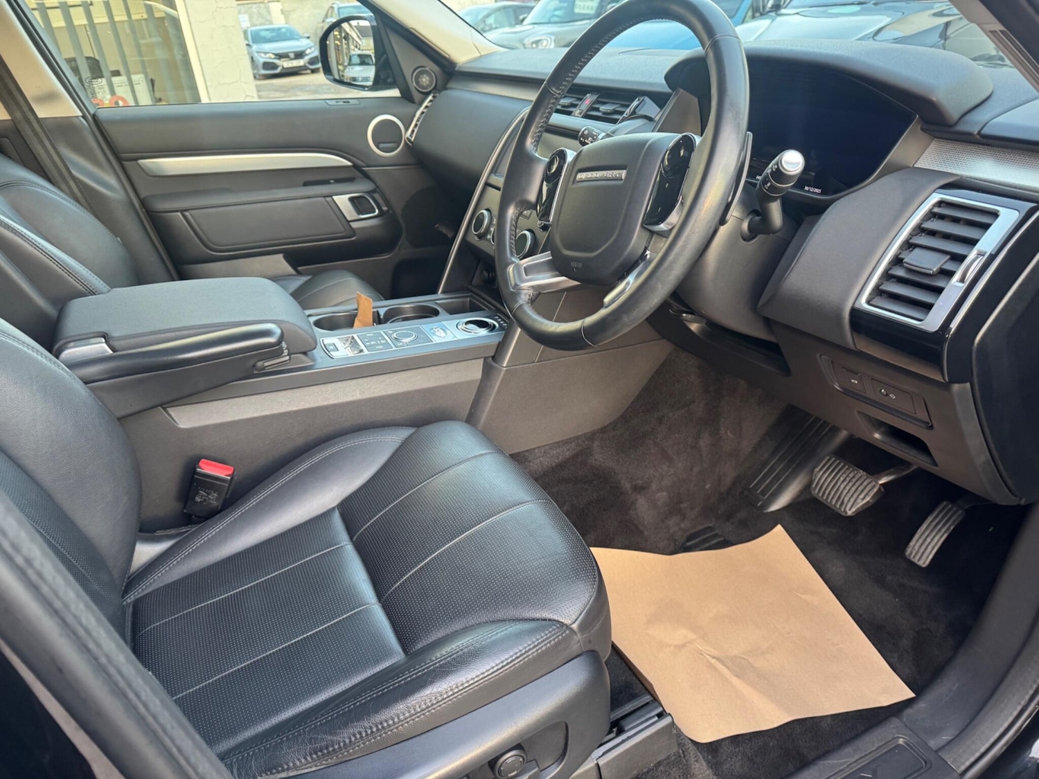 Used Land Rover Discovery 2020 for sale - 77074187: Photo 23