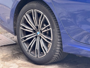 Used BMW 3 Series 2021 for sale - 78573320: Photo