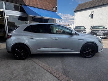 Used Renault Megane 2016 for sale - 79268438: Photo