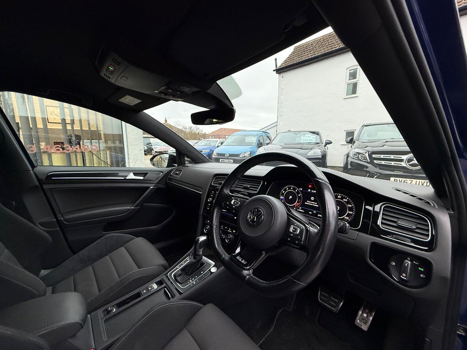 Used Volkswagen Golf 2020 for sale - 77376991: Photo 10