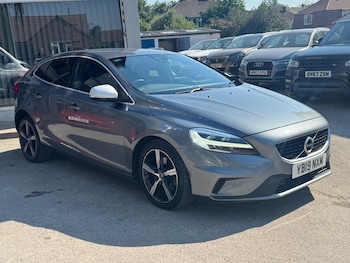 Used Volvo V40 2019 for sale - 79158363: Photo