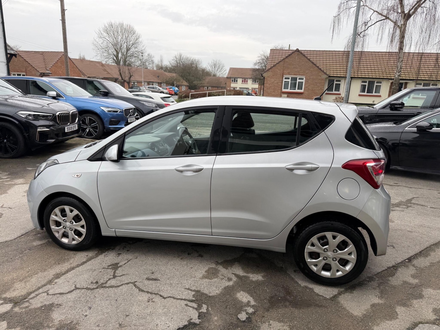 Used Hyundai i10 2015 for sale - 77331479: Photo 10
