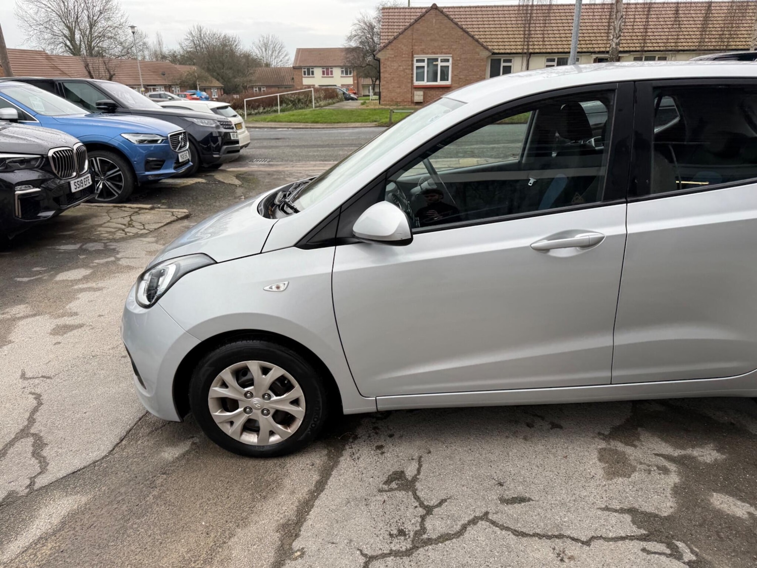 Used Hyundai i10 2015 for sale - 77331479: Photo 15