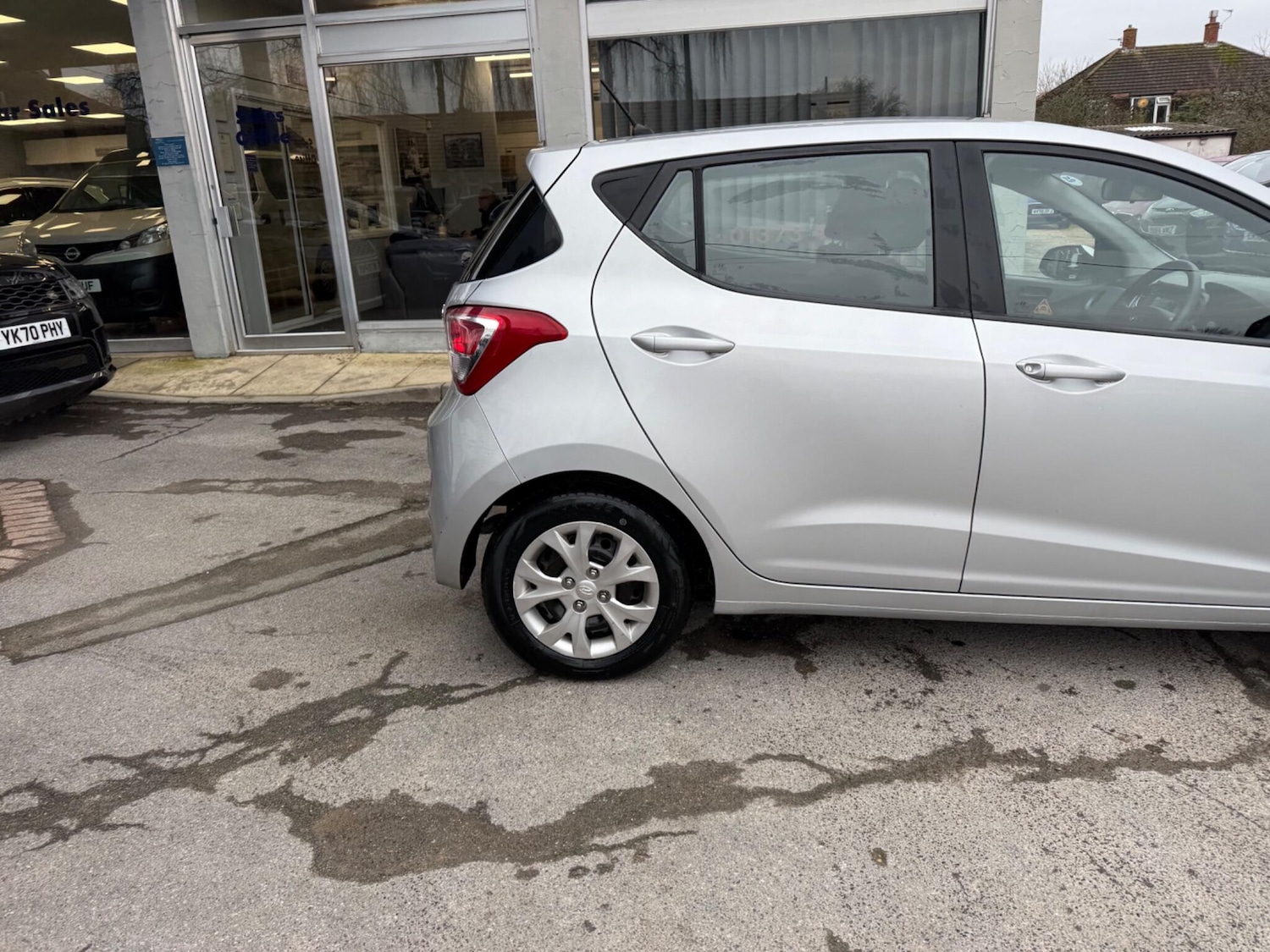 Used Hyundai i10 2015 for sale - 77331479: Photo 6