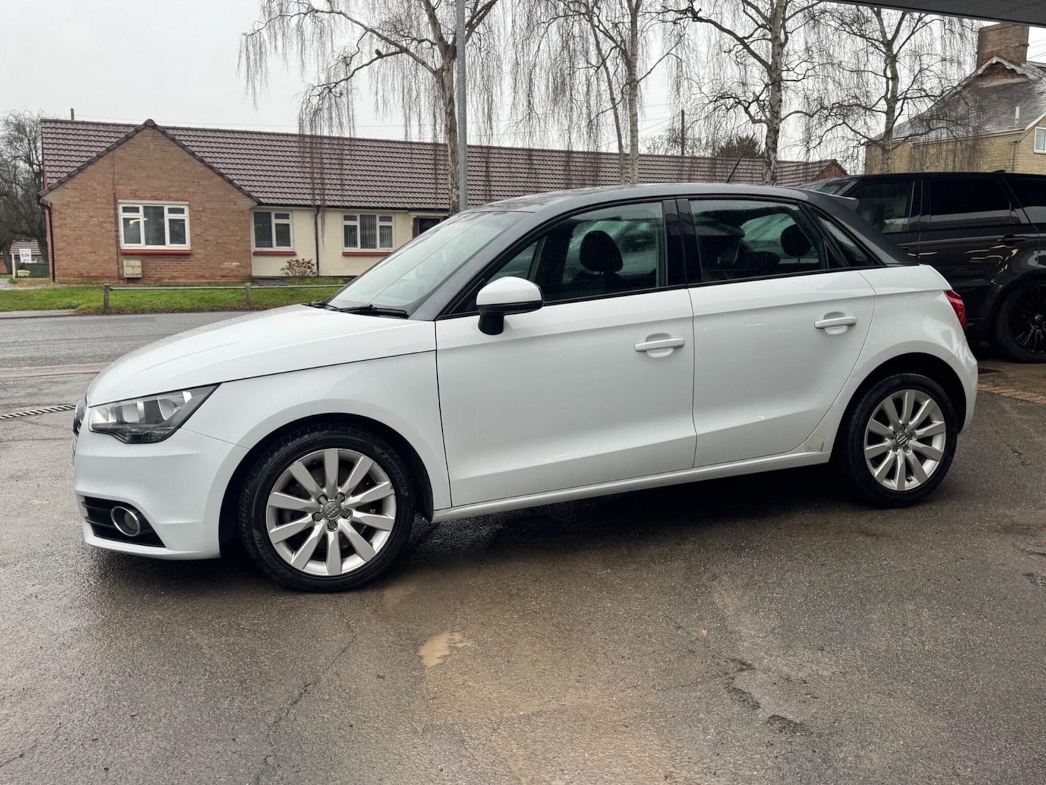 Used Audi A1 2012 for sale - 77215531: Photo 9