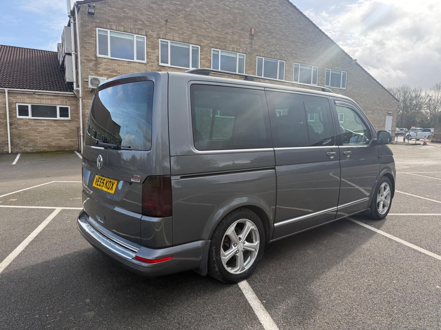 Used Volkswagen Caravelle 2015 for sale - 77646779: Photo 11