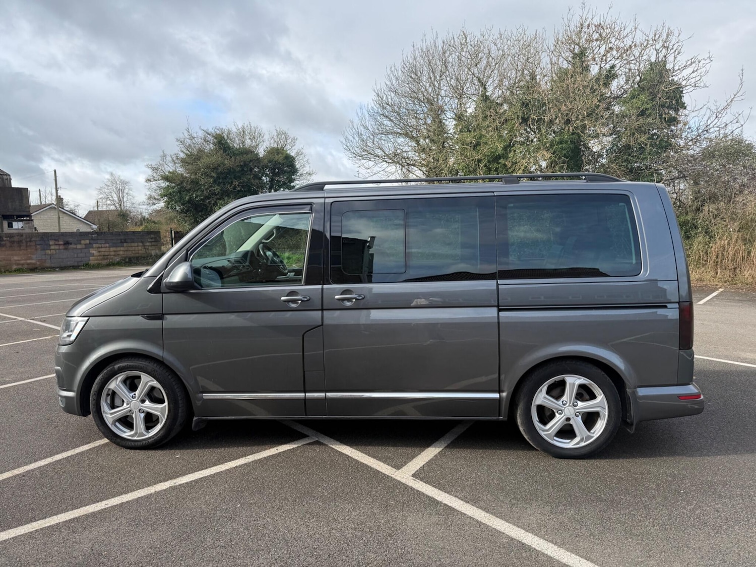 Used Volkswagen Caravelle 2015 for sale - 77646779: Photo 8