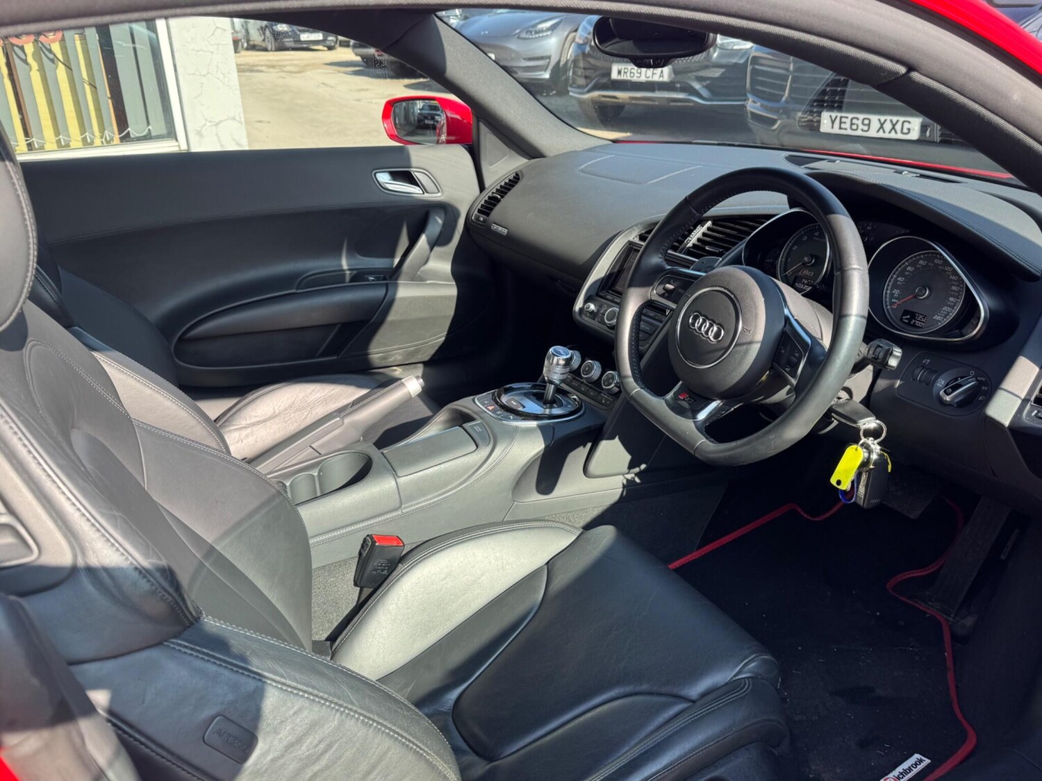 Used Audi R8 for sale - 77753268: Photo 25