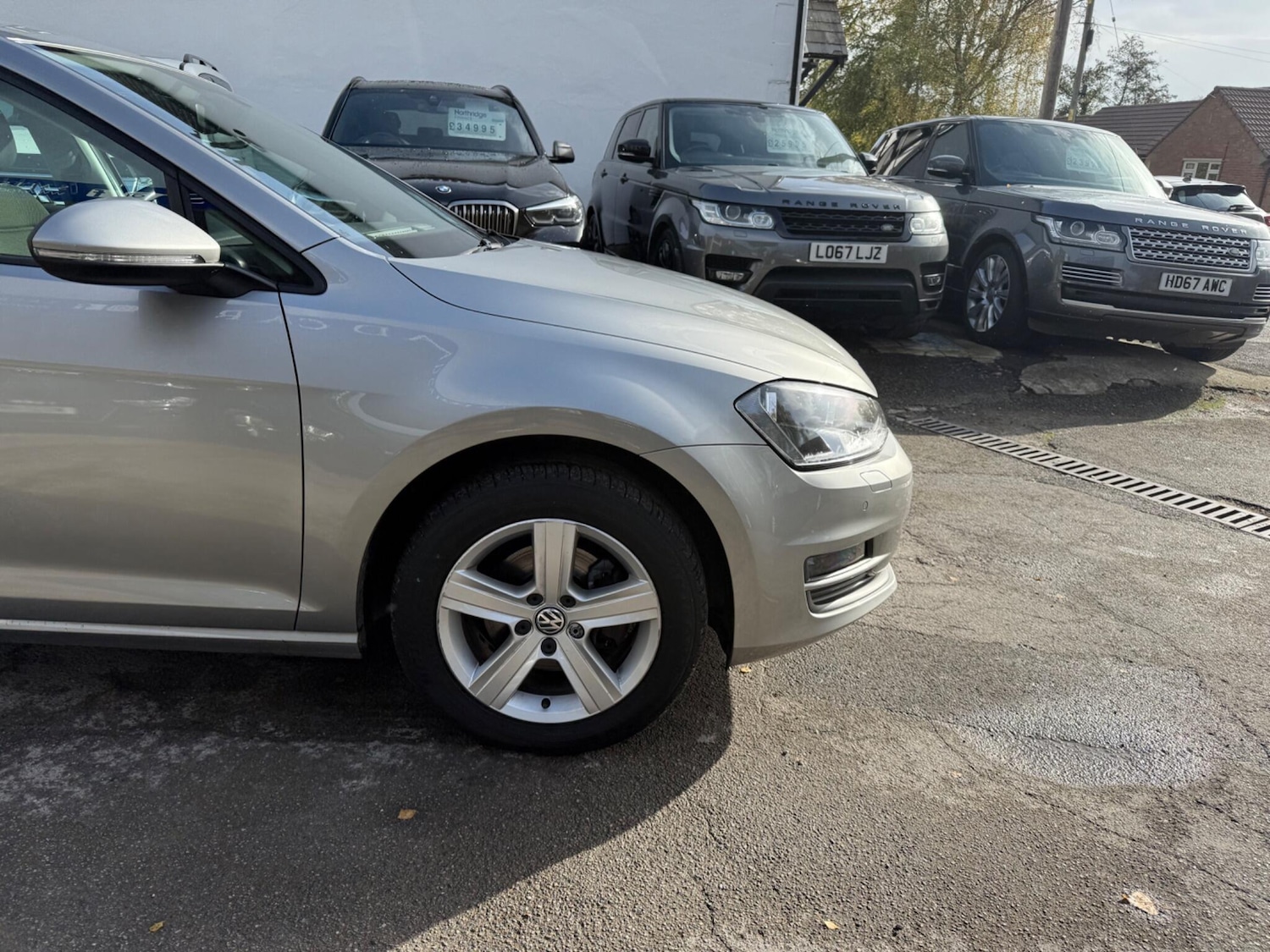 Used Volkswagen Golf 2016 for sale - 76485045: Photo 2