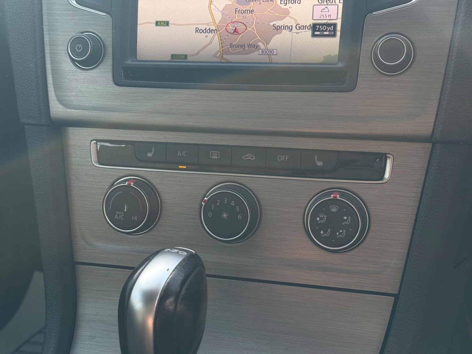 Used Volkswagen Golf 2016 for sale - 76485045: Photo 24