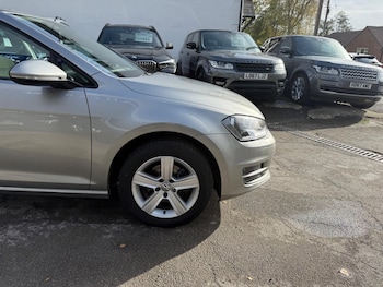 Used Volkswagen Golf 2016 for sale - 76485045: Photo