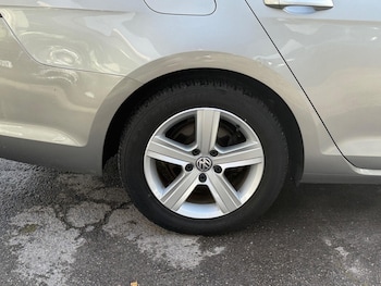 Used Volkswagen Golf 2016 for sale - 76485045: Photo