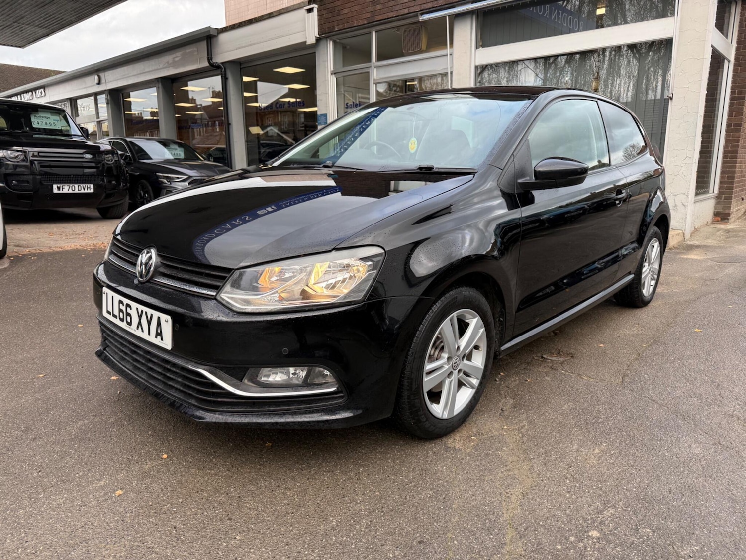 Used Volkswagen Polo 2016 for sale - 76613250: Photo 3