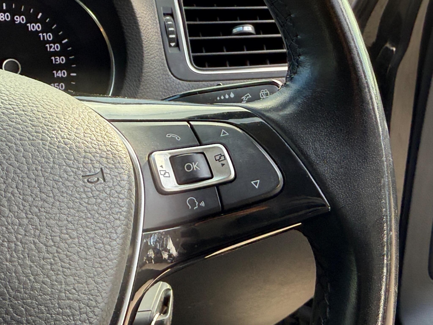 Used Volkswagen Polo 2014 for sale - 76349026: Photo 22