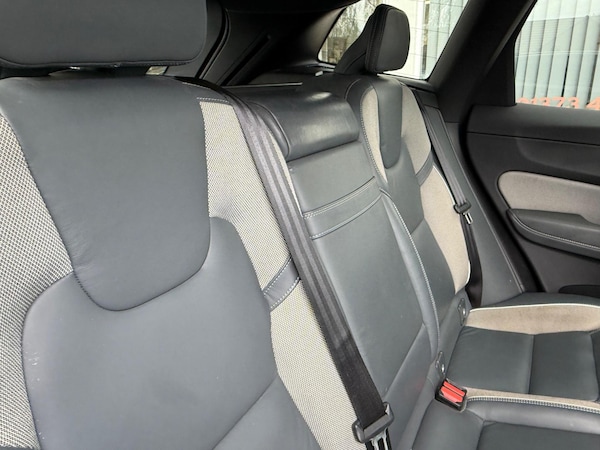 Used Volvo XC60 2020 for sale - 76085457: Photo 20