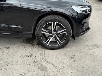 Used Volvo XC60 2020 for sale - 76085457: Photo