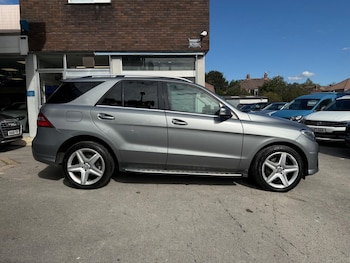Used Mercedes-Benz M-Class 2015 for sale - 76136975: Photo