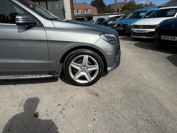 Used Mercedes-Benz M-Class 2015 for sale - 76136975: Photo